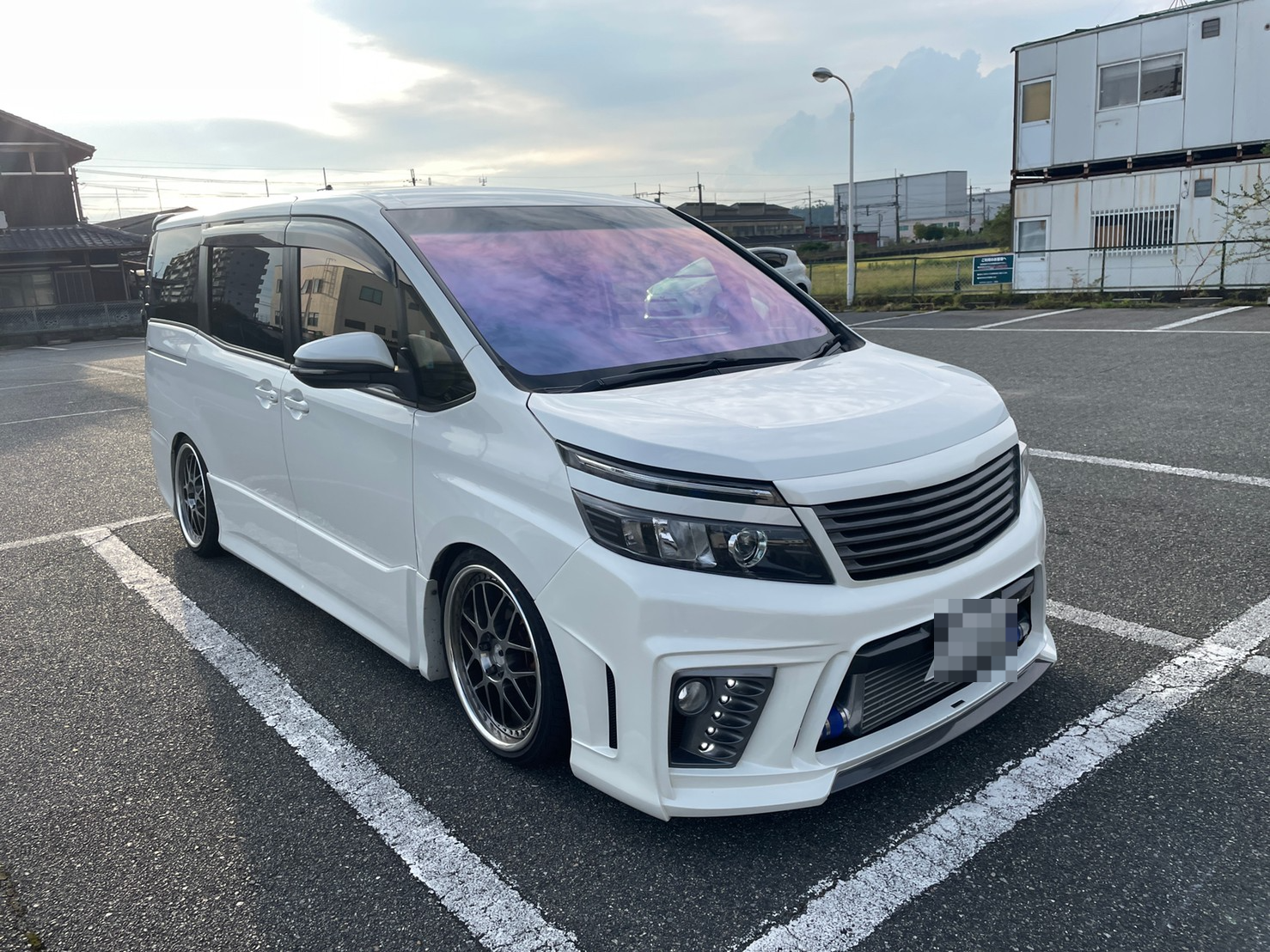 外装右前