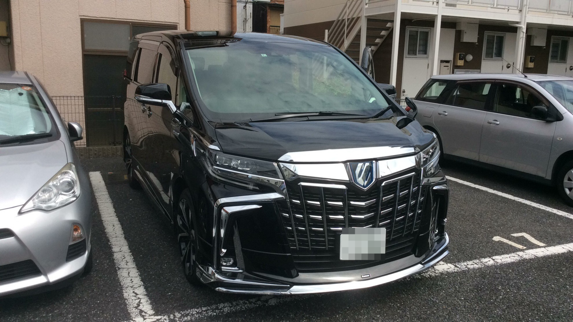 外装右前
