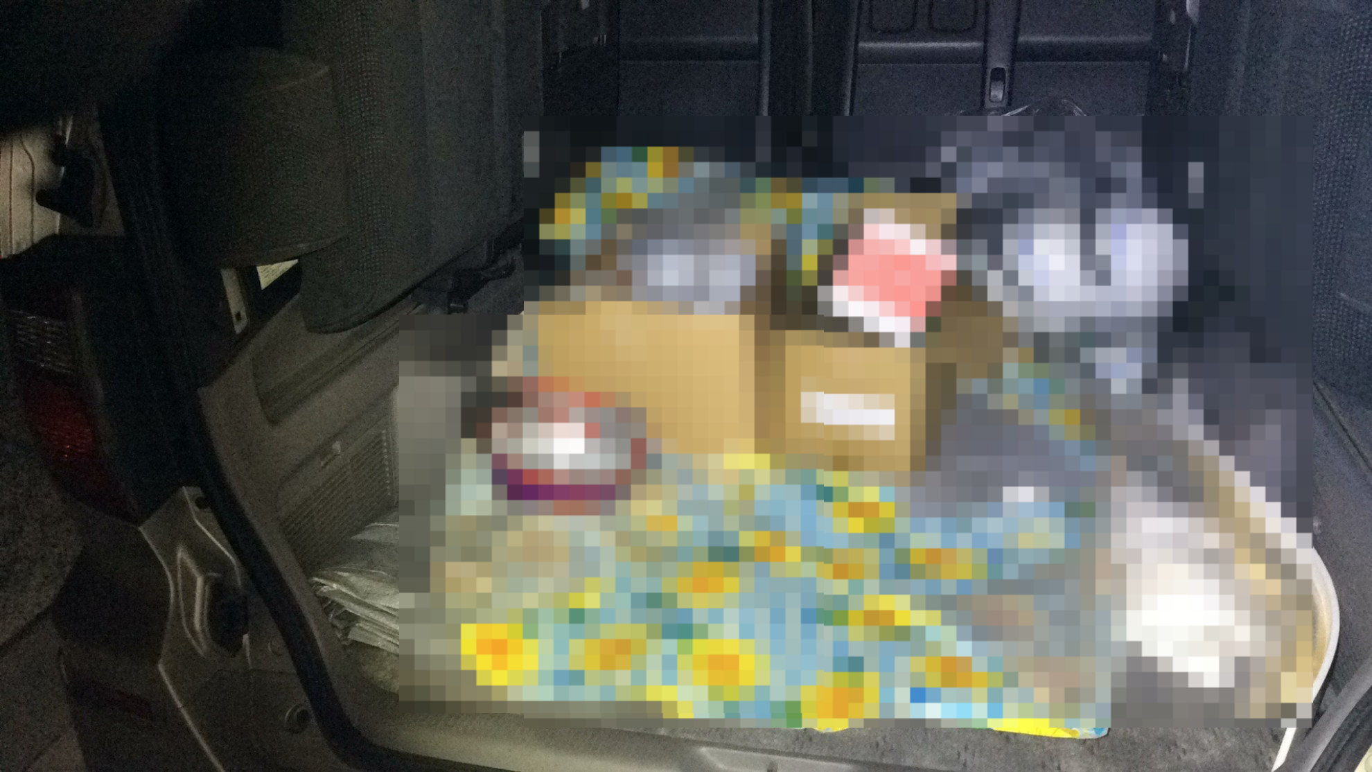 内装トランク