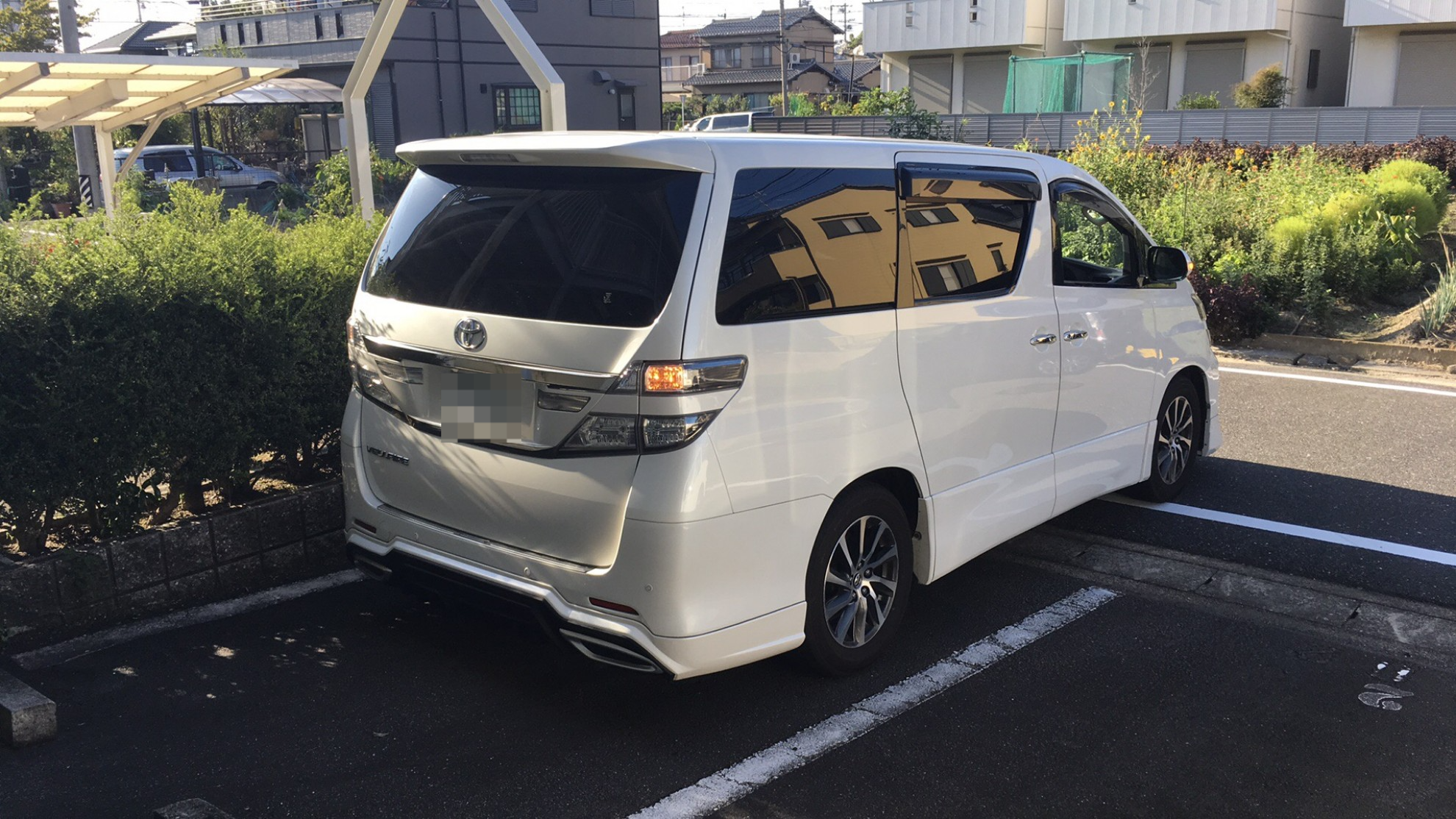 外装右後