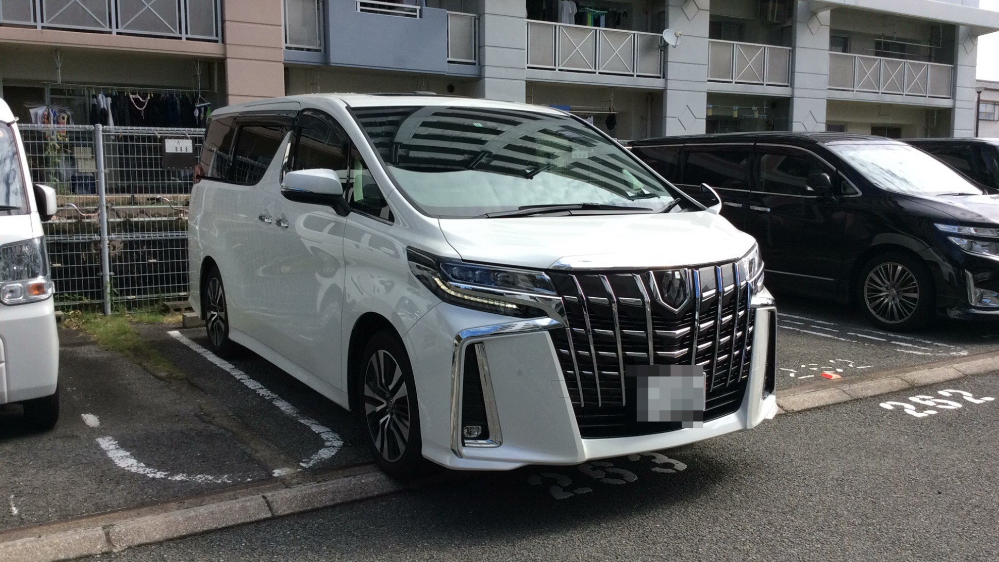 外装右前