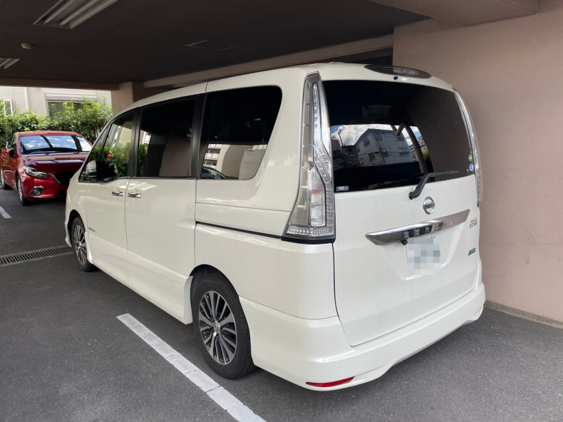 外装左後方