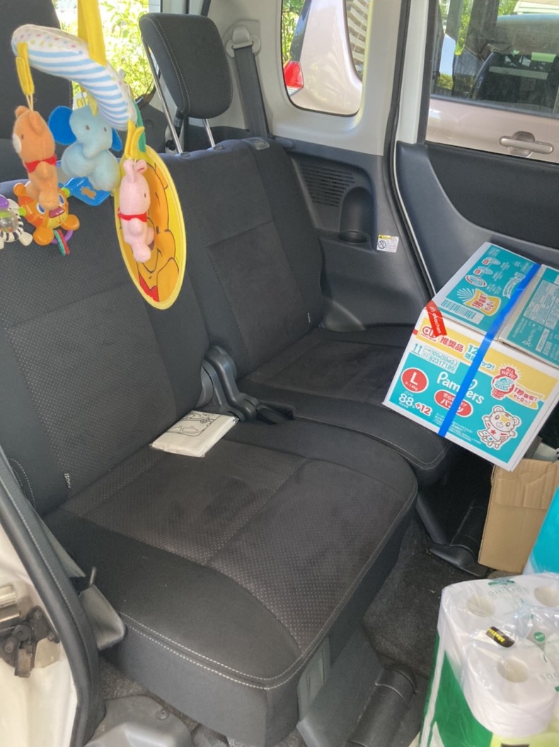 内装後方シート