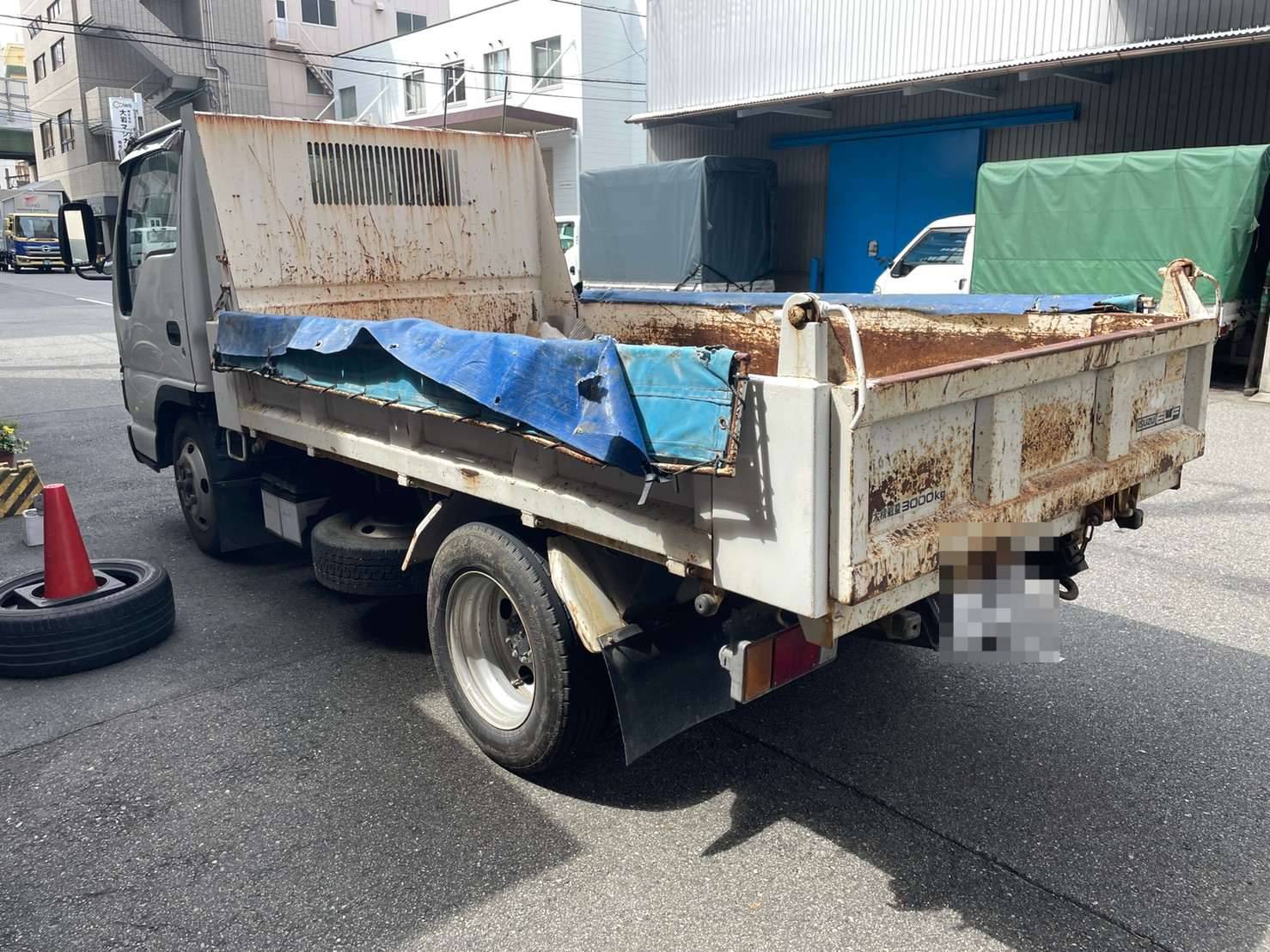 外装左後方