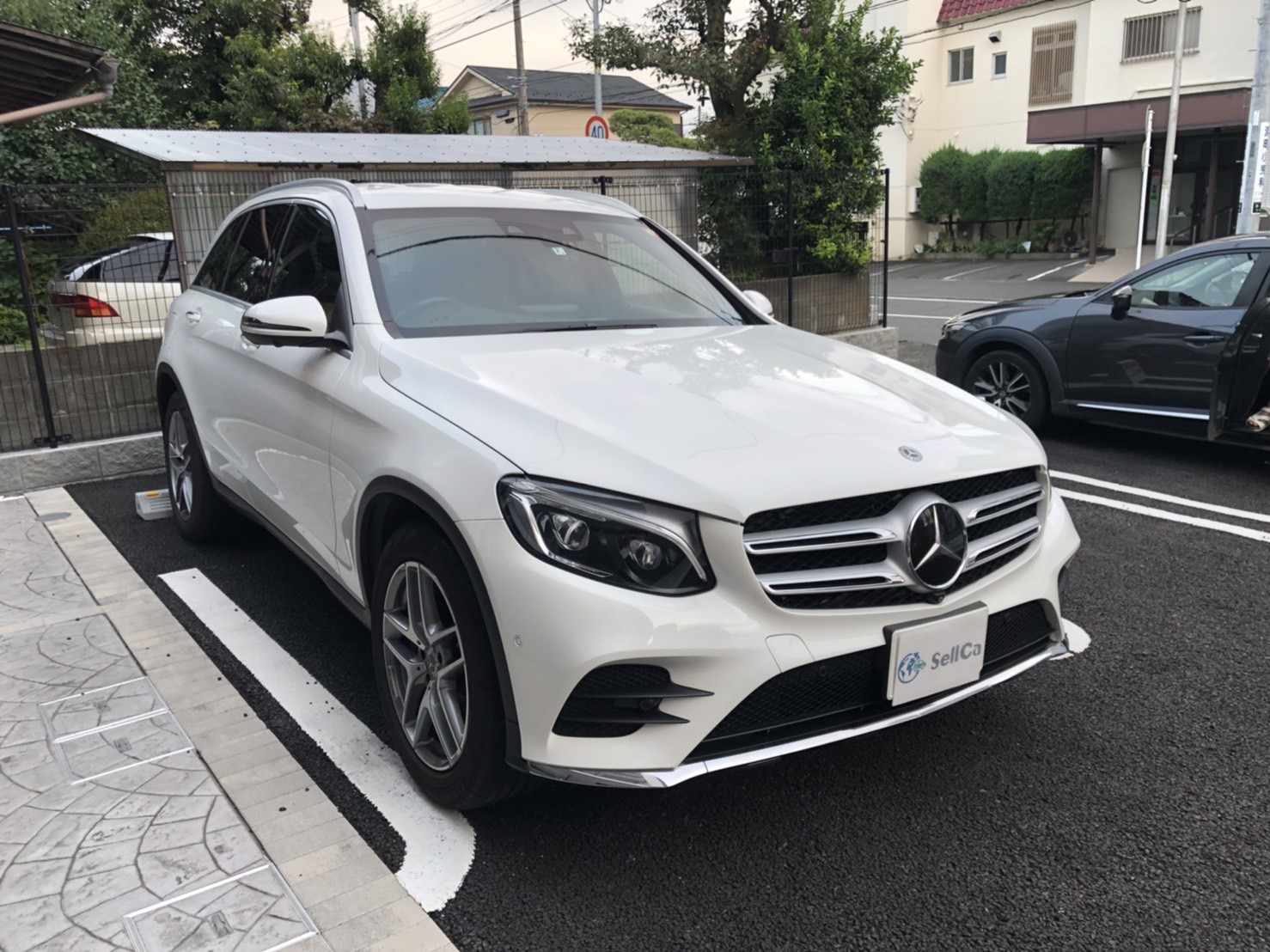 外装右前