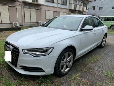 car_main_img