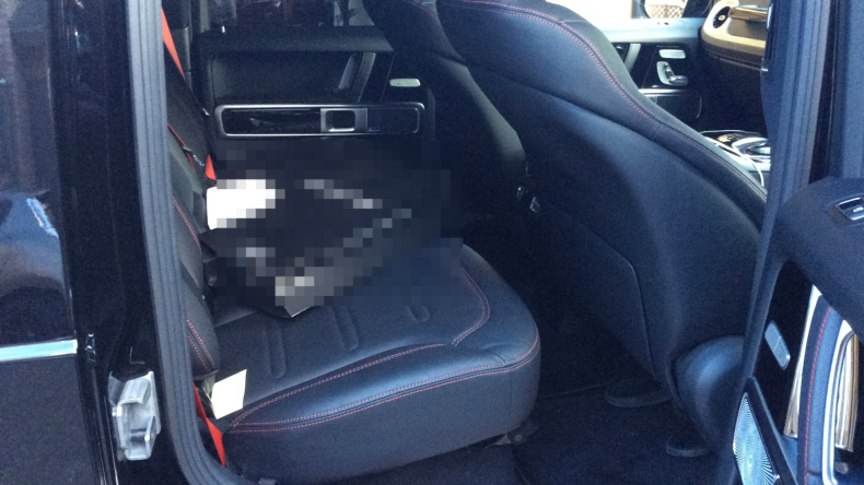 内装後方シート