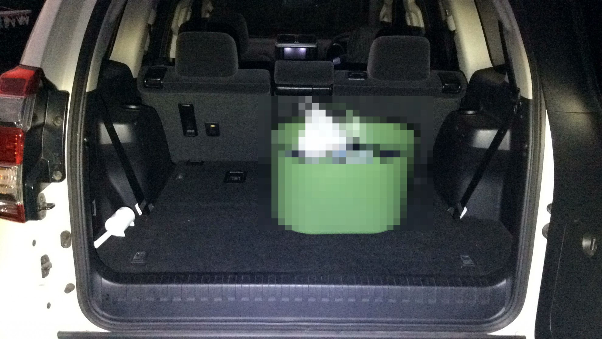 内装トランク
