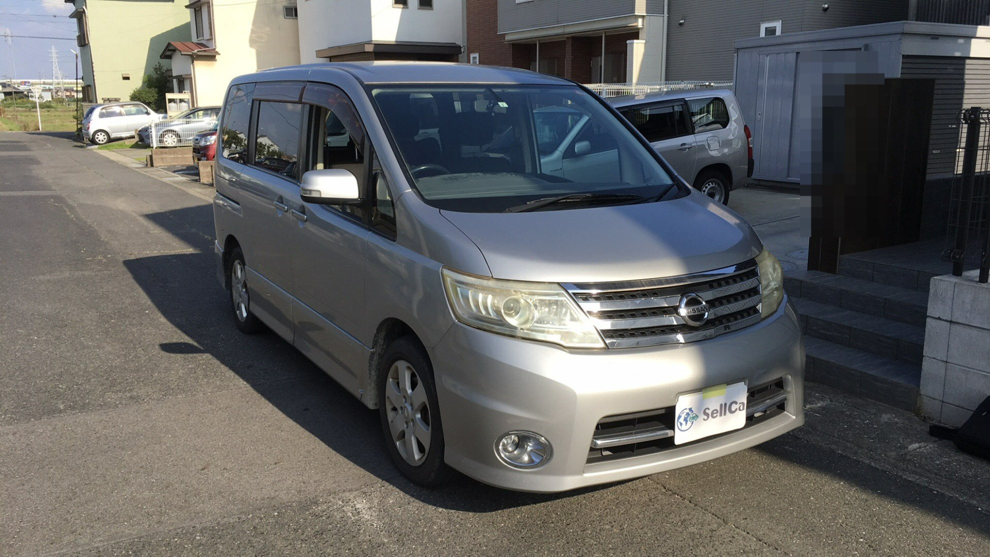 外装右前