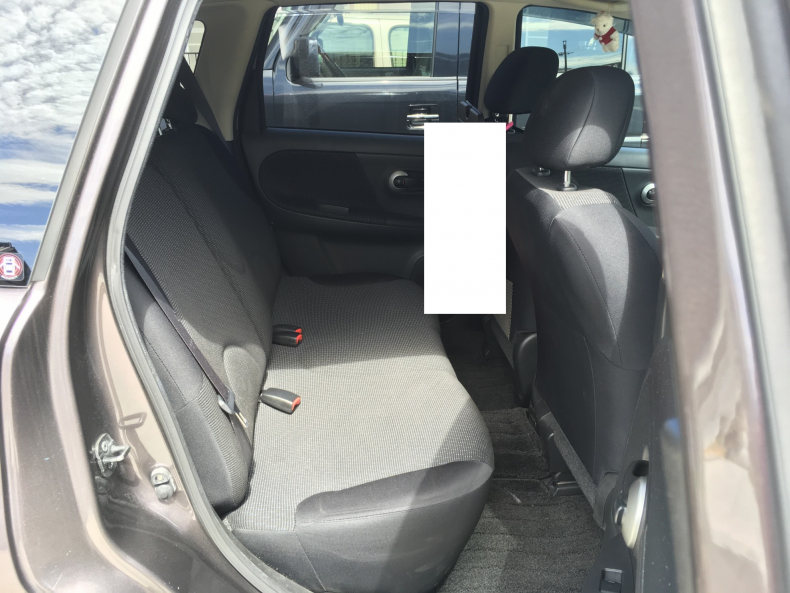 内装後方シート