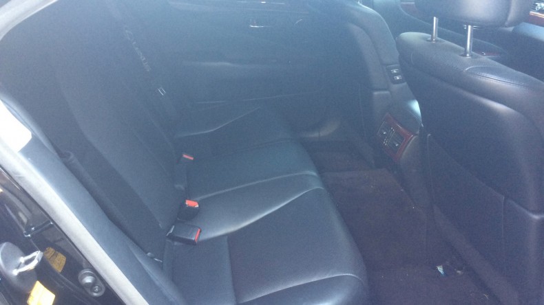 内装後方シート