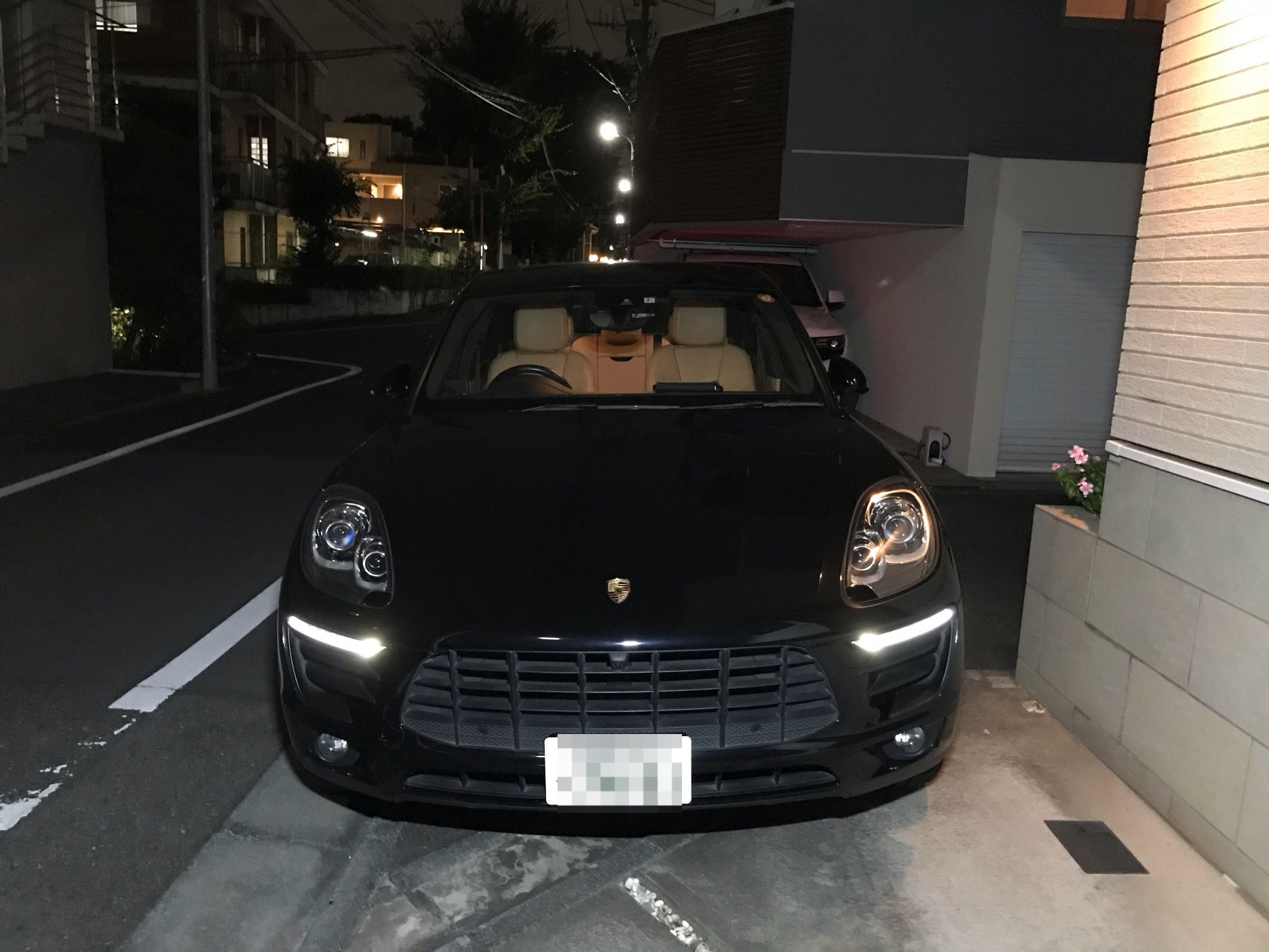 外装前方