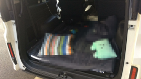 内装トランク