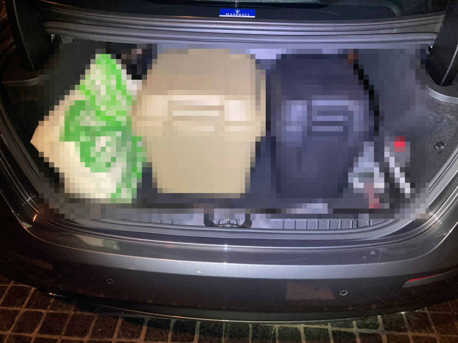 内装トランク