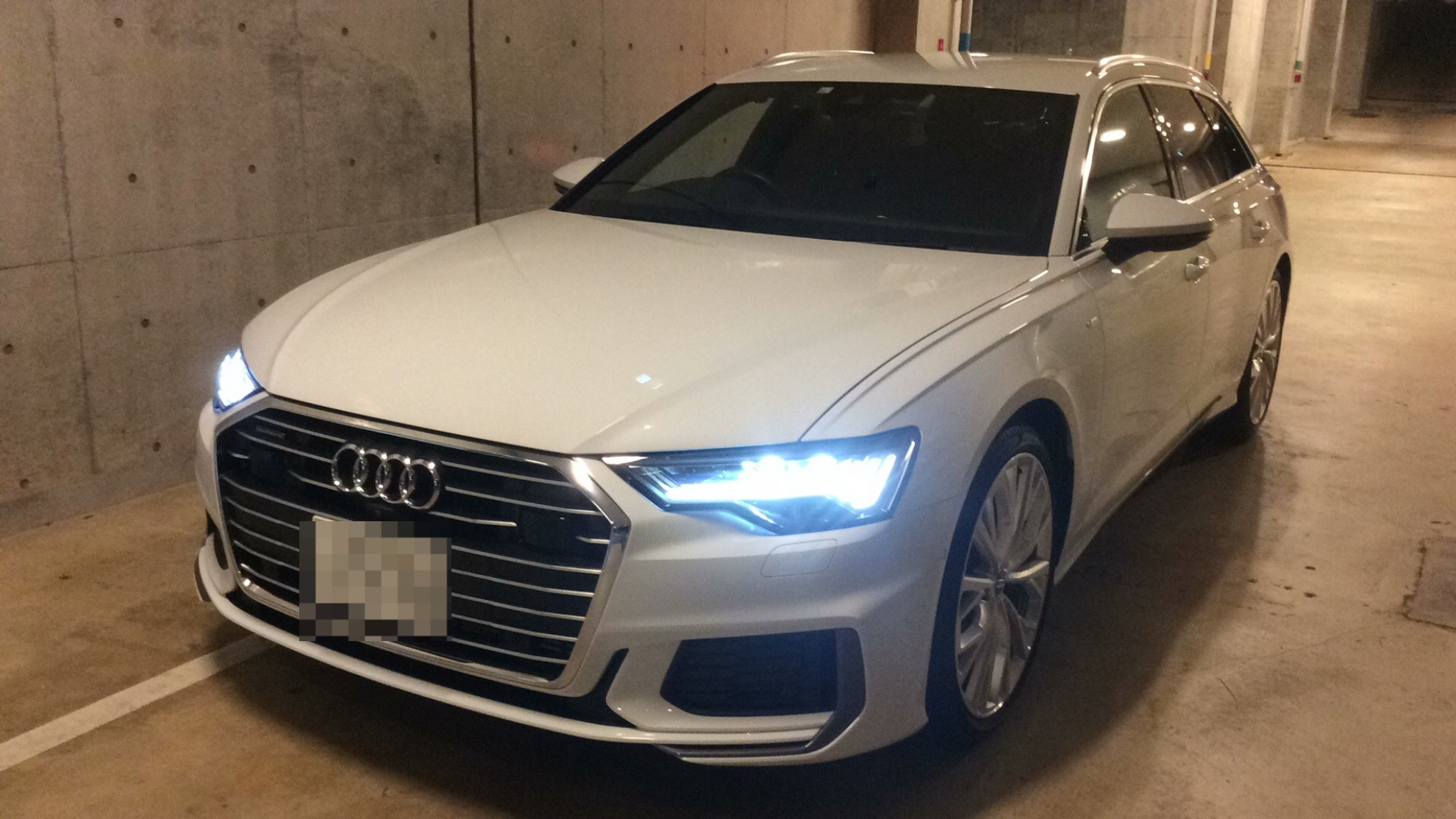 アウディ A6アバントの売買実績画像