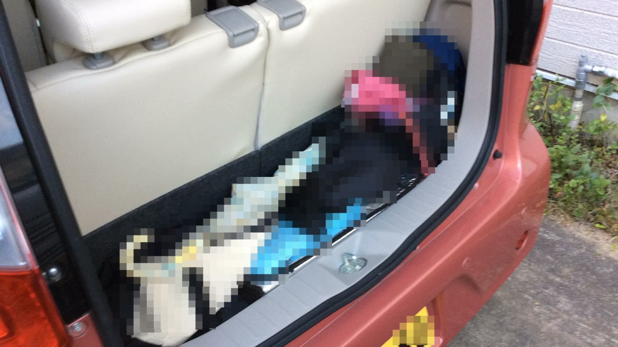 内装トランク