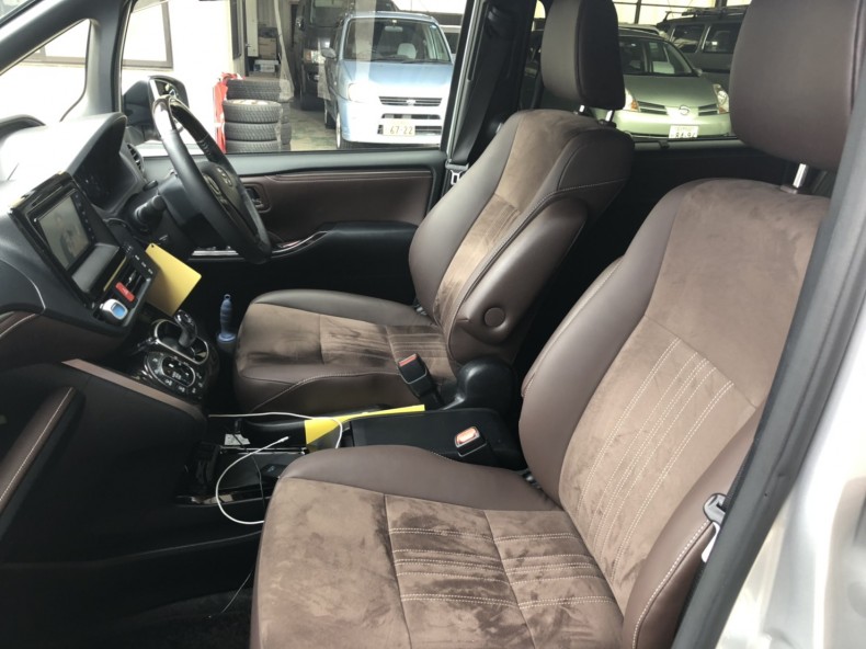 内装前方シート