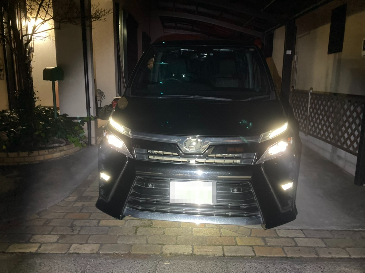 外装前方