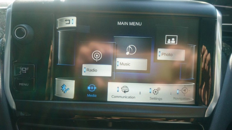 内装インパネ全体