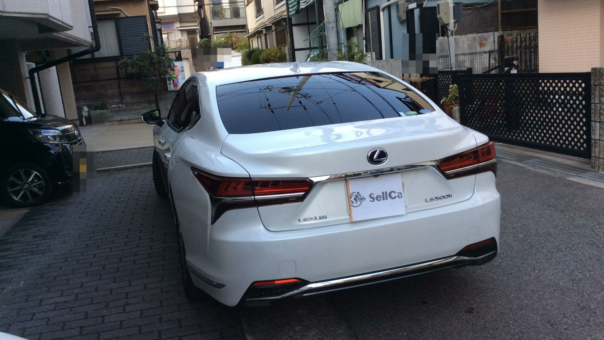 外装左後方