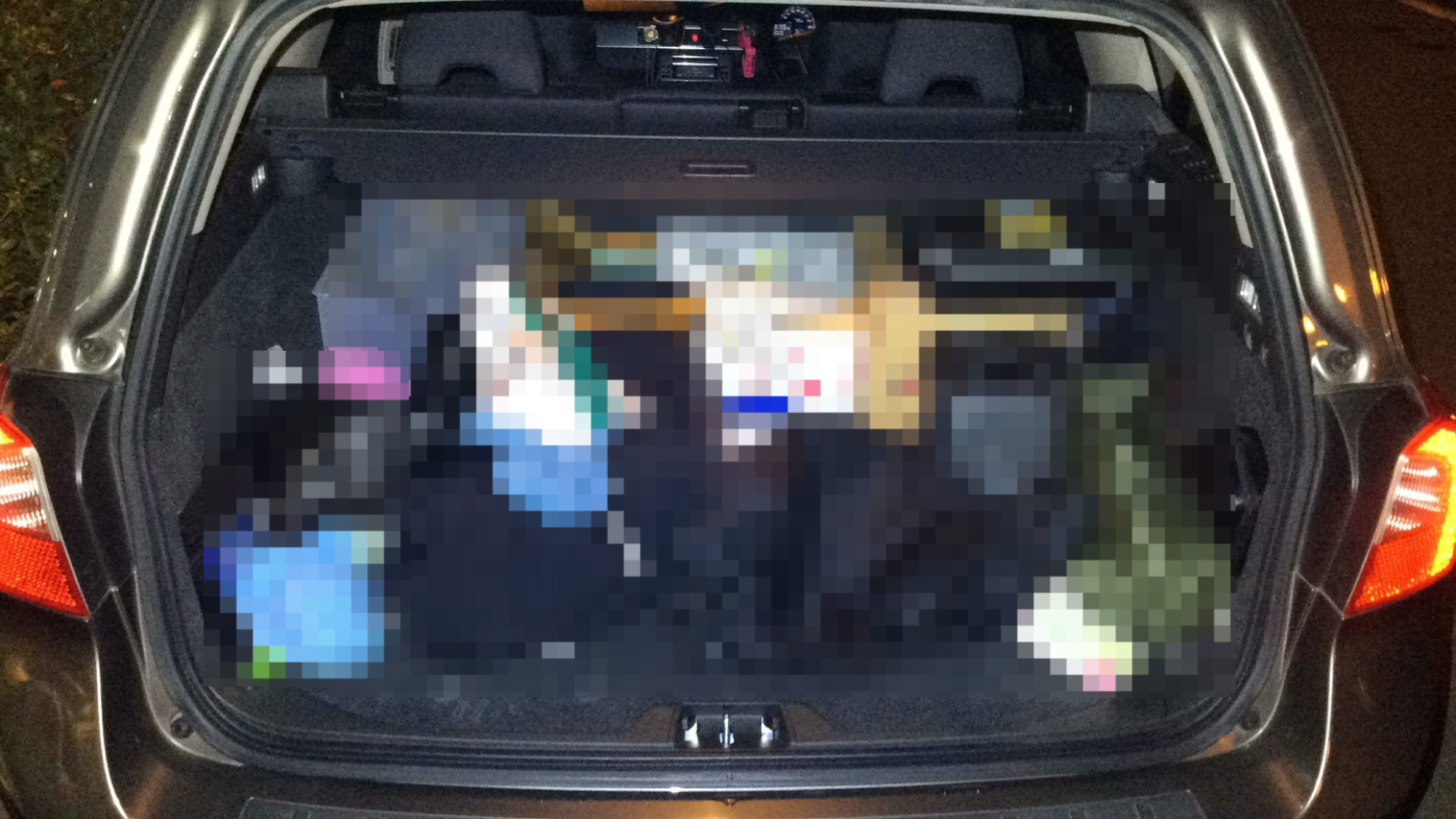 内装トランク