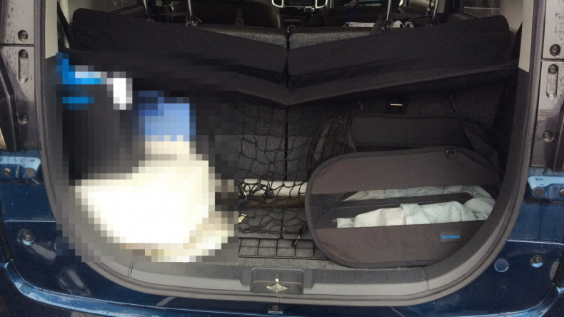内装トランク