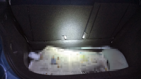 内装トランク