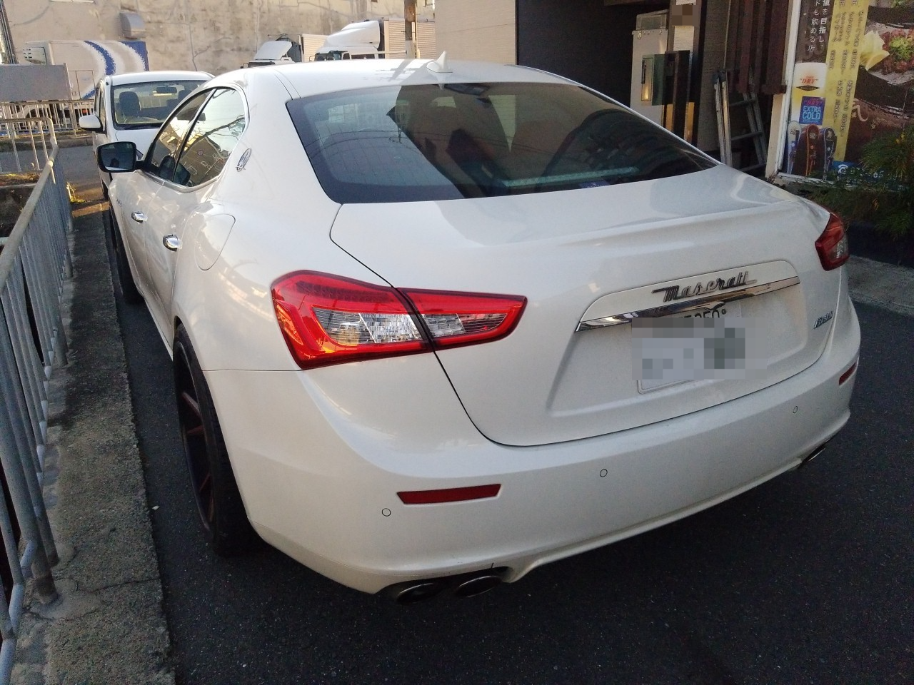 外装右