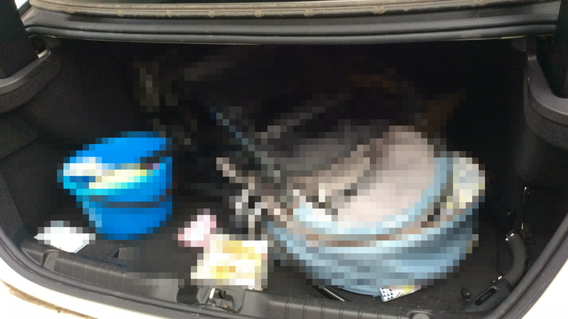 内装トランク