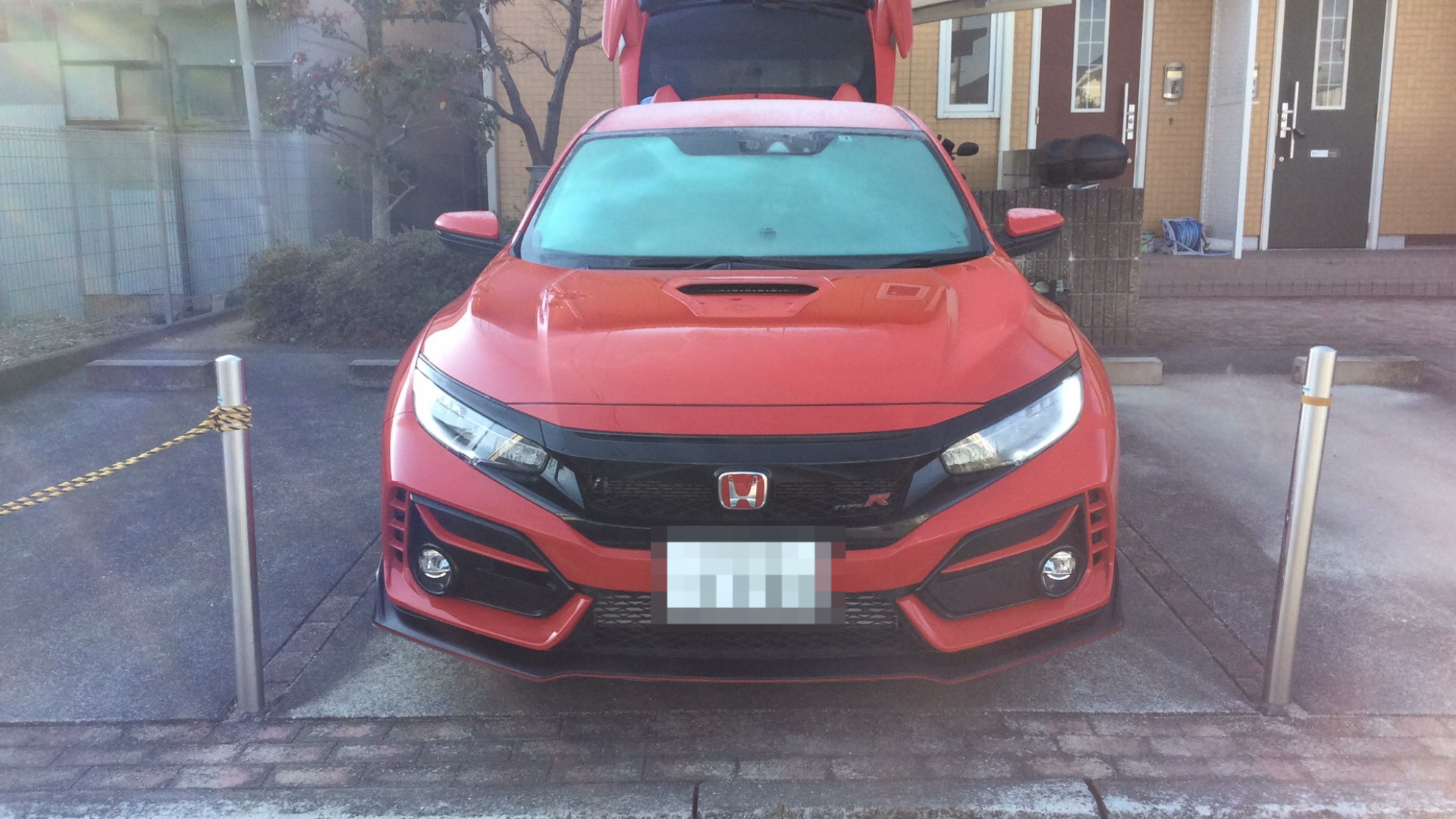 外装前方