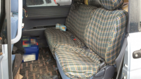 内装後方シート