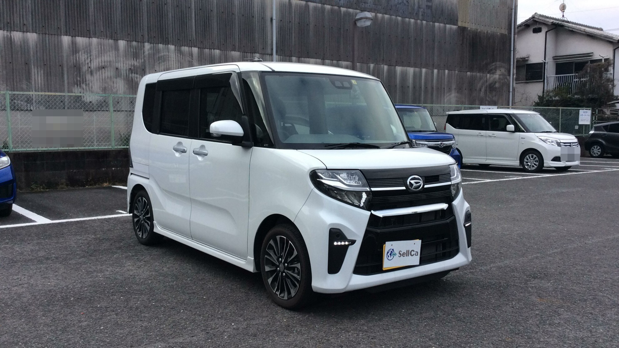 外装右前