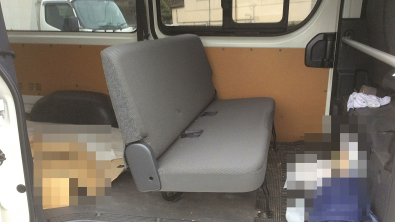 内装後方シート