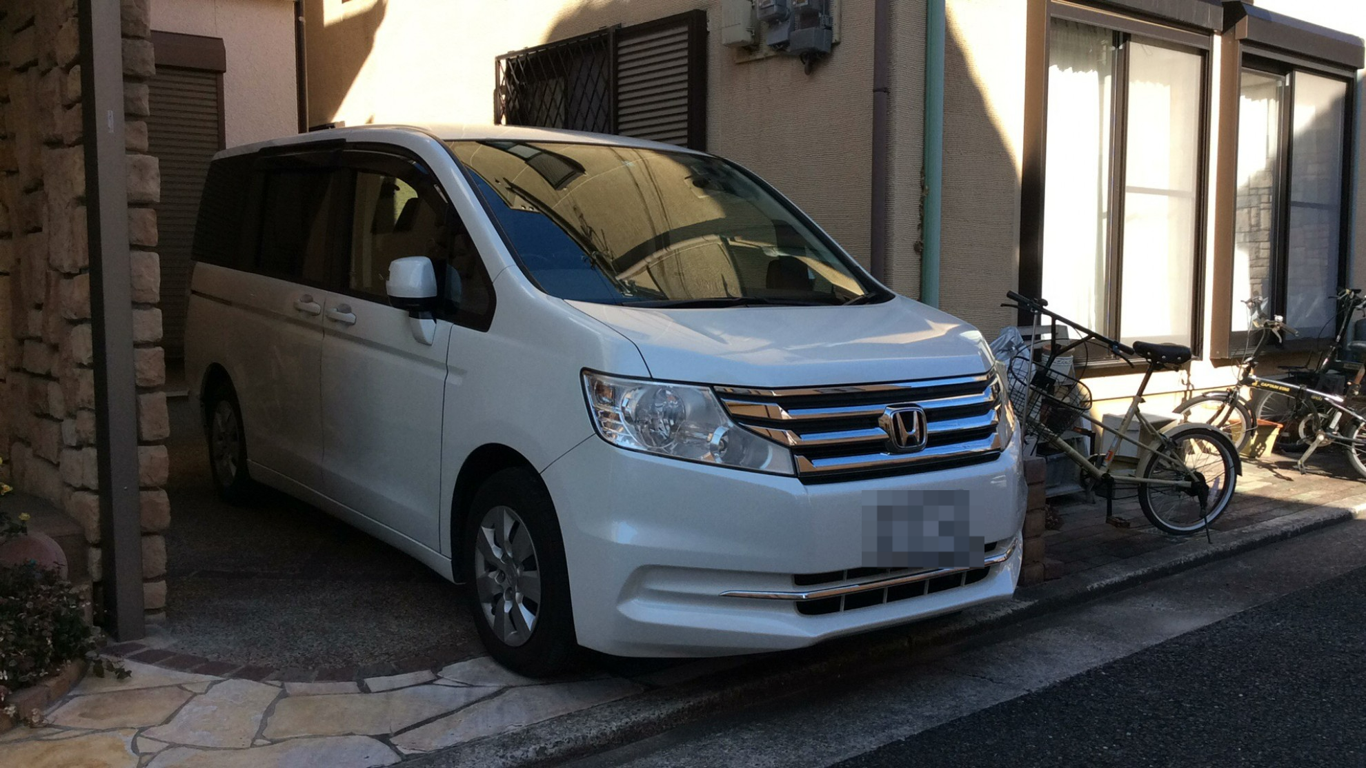 外装右前