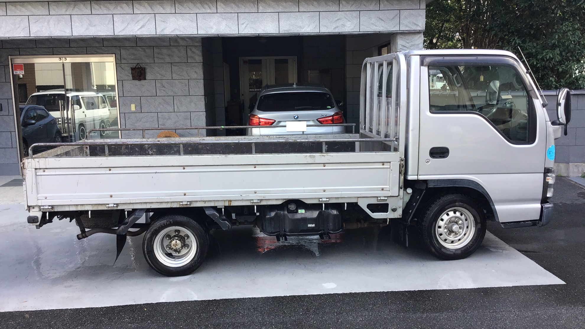 外装右