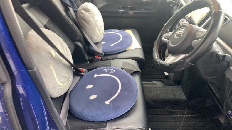 内装前方シート