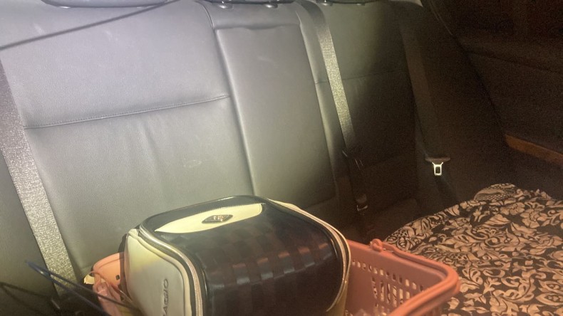 内装後方シート