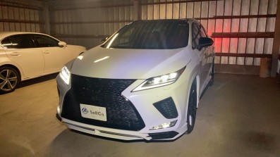 car_main_img