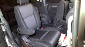 内装後方シート