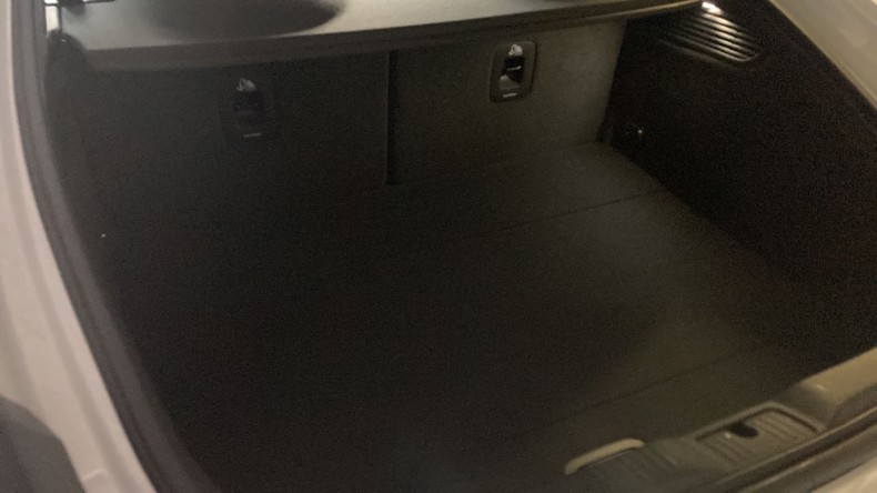内装トランク