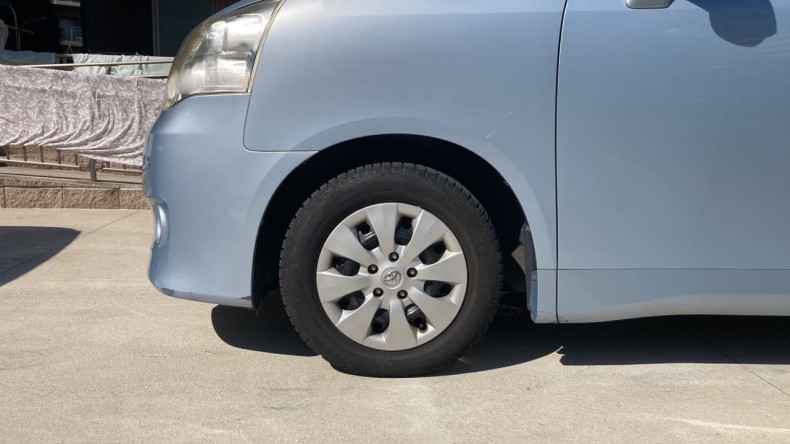 タイヤホイール前