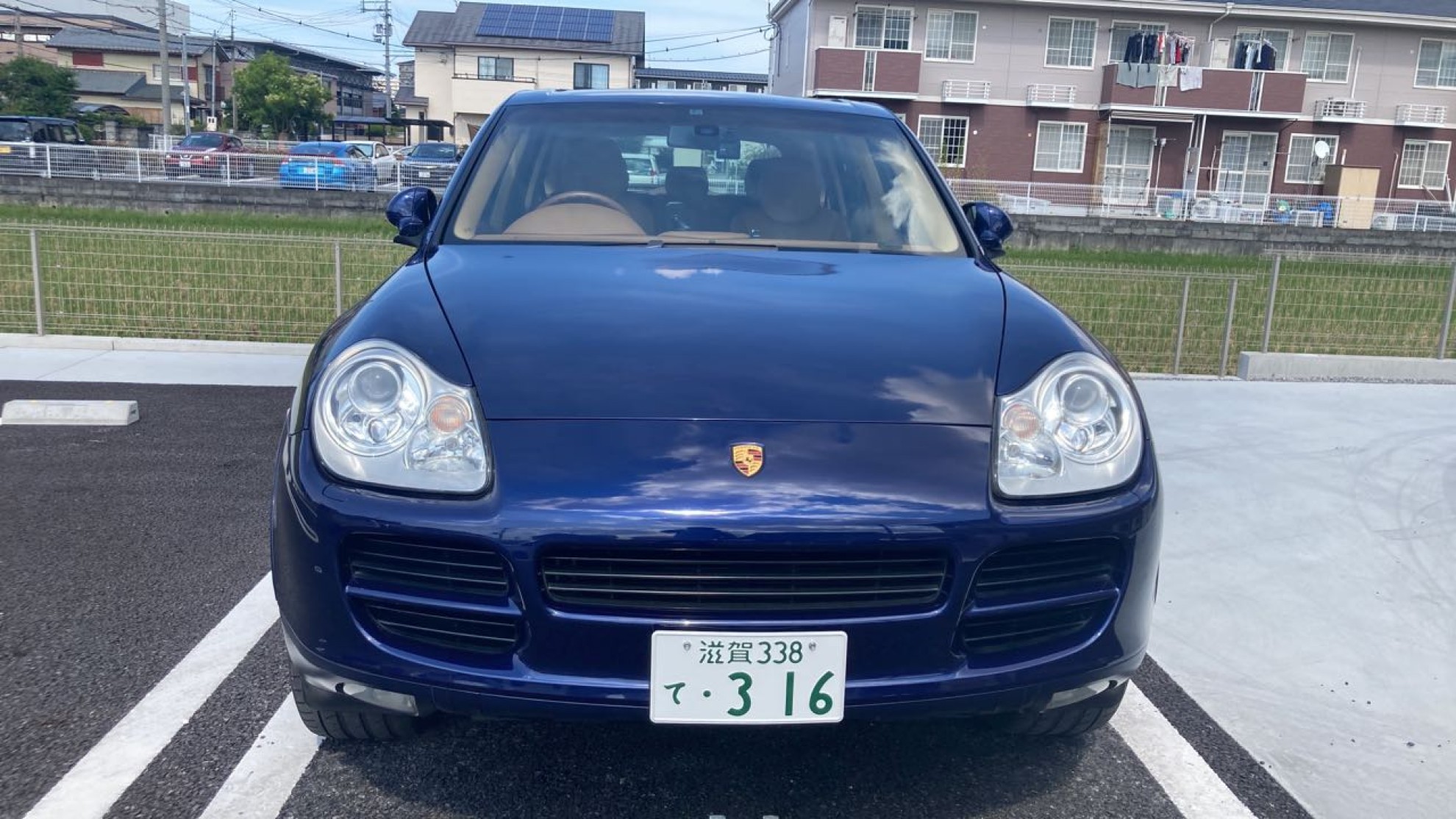 外装前方