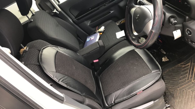 内装前方シート