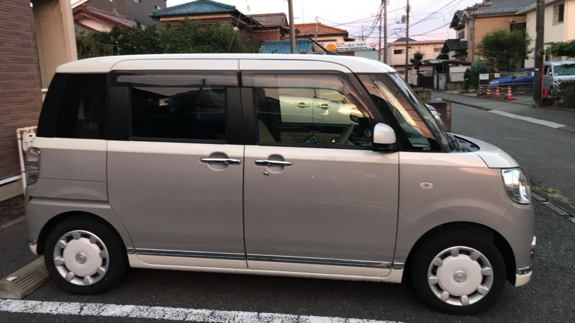 外装右