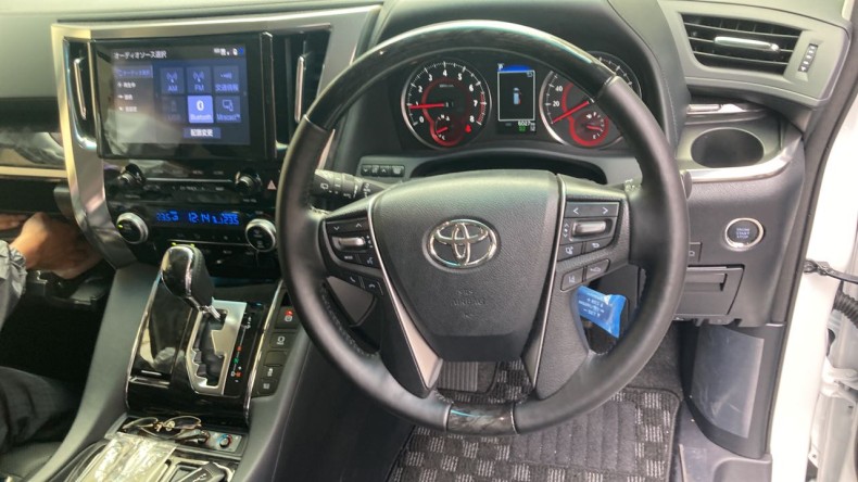 内装インパネ全体