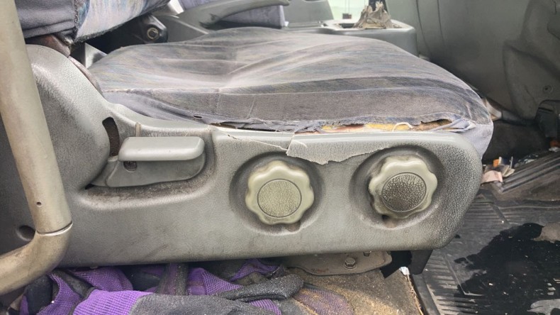 内装後方シート