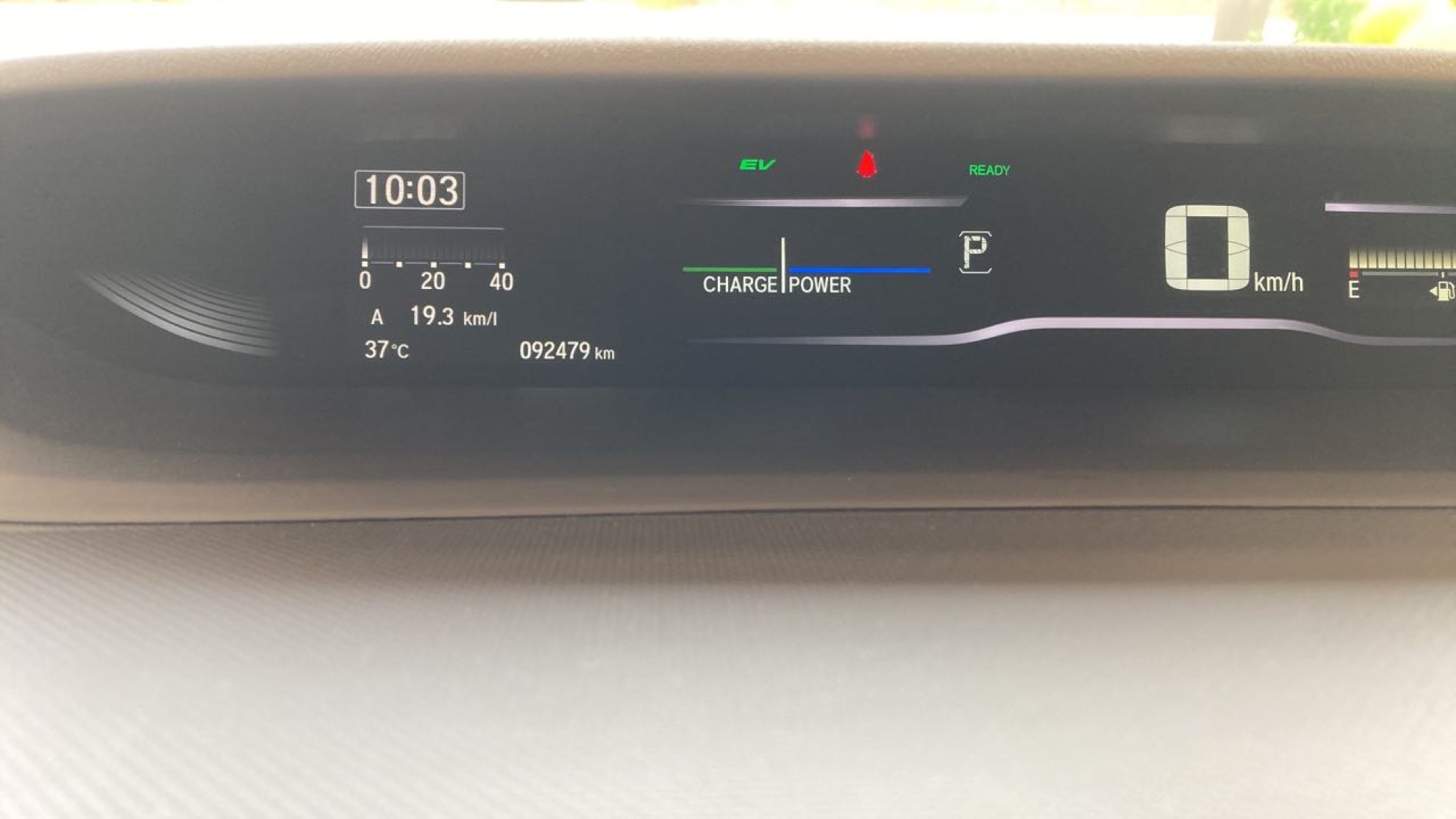 内装メーター