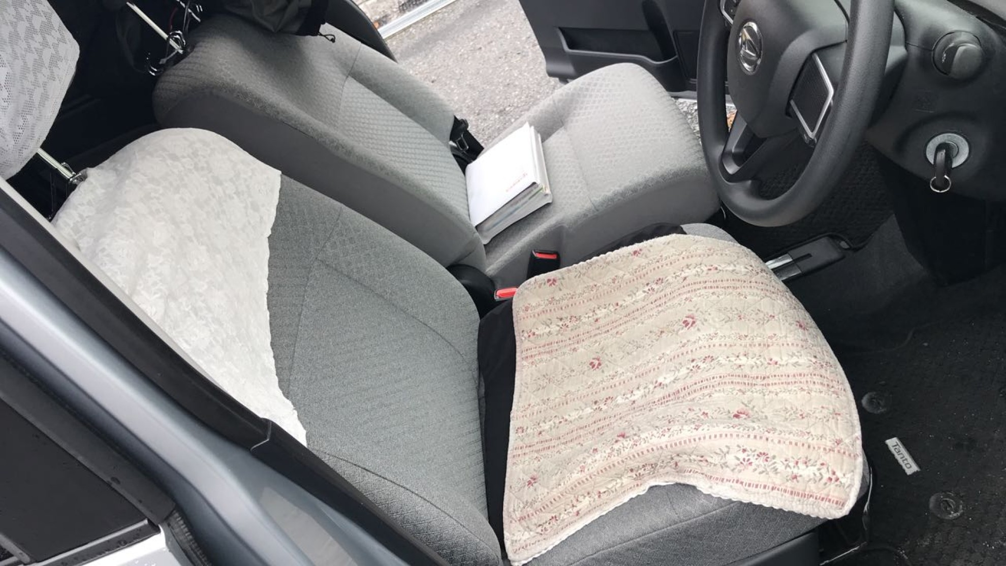 内装前方シート