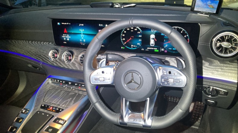 内装インパネ全体