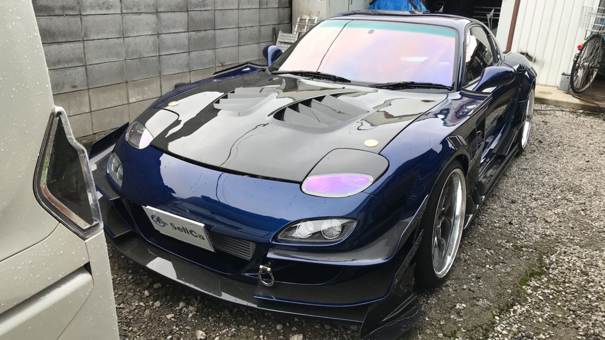 外装前方